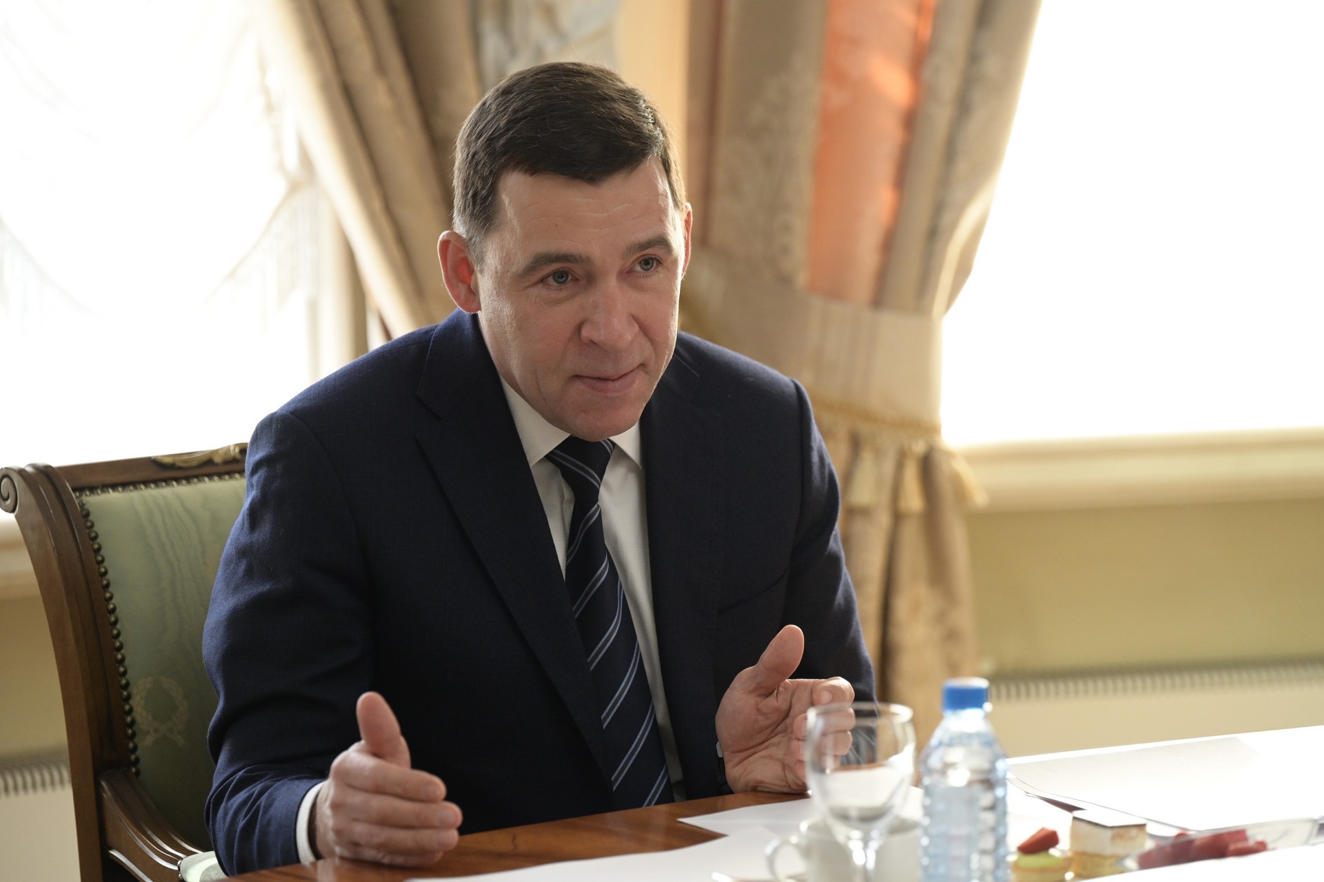 Евгений Куйвашев рассказал о развитии знаковых для Свердловской области проектов на встрече с уральскими журналистами